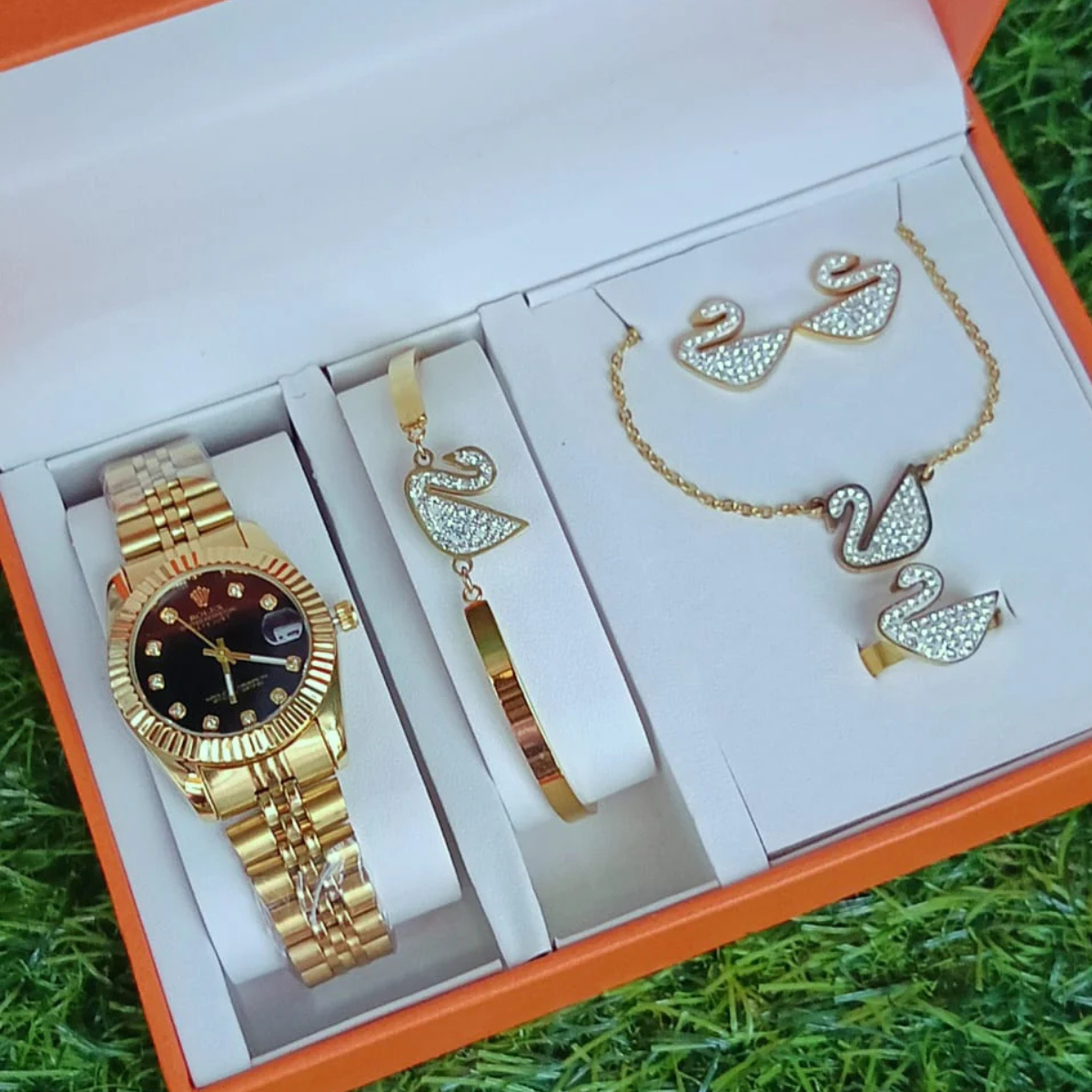 Lustre & Time Women Watch