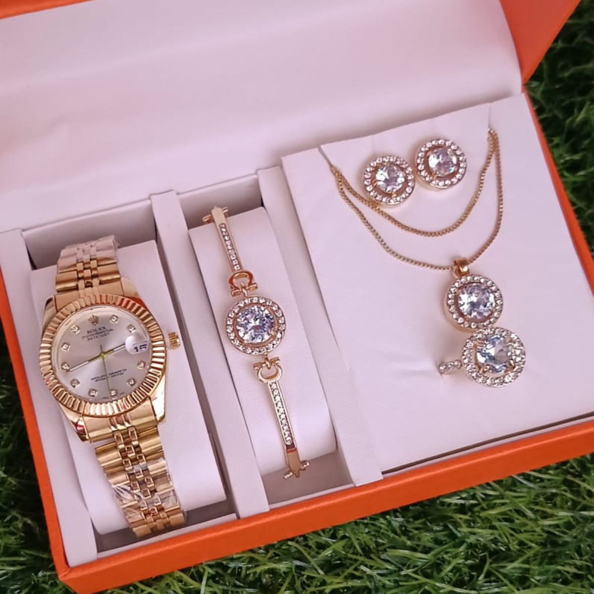 Minimal Gleam Women Watch
